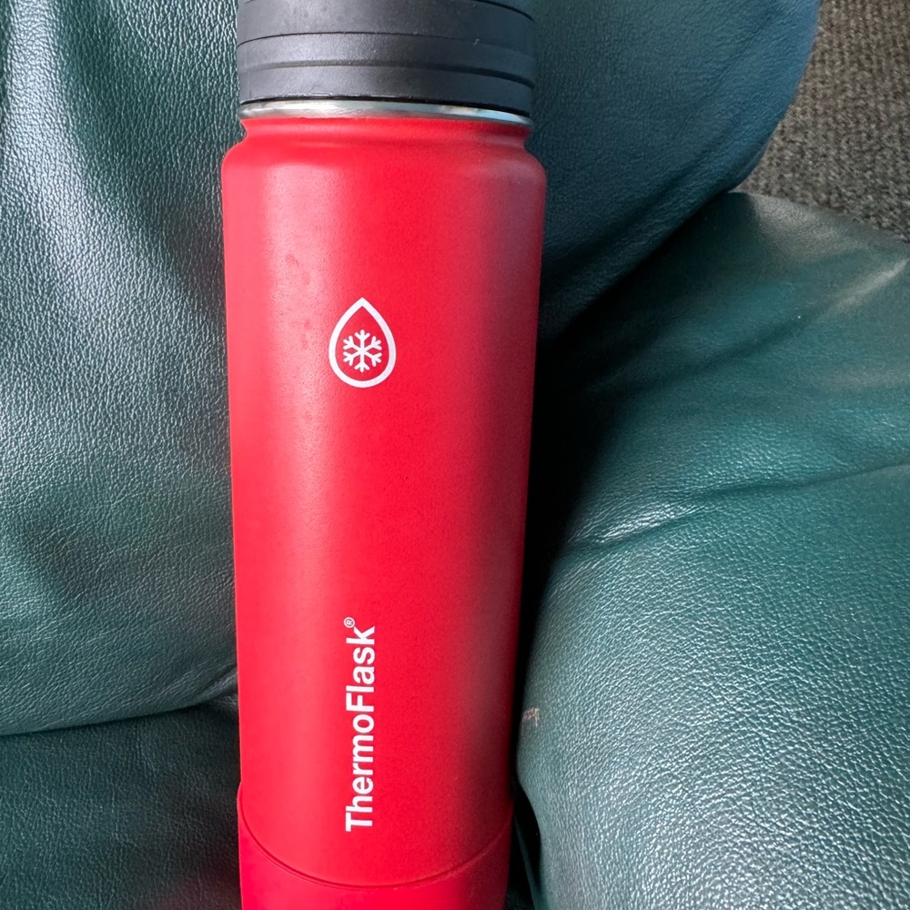 Red Thermoflask
